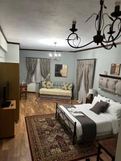 Elia Guesthouses - 3