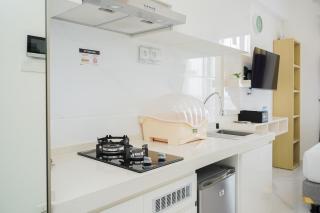 Pleasurable Studio at Sky House BSD Apartment By Travelio - Tangerang - 7