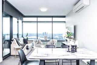 High-Rise with Park View in Sydney Olympic Park - 0