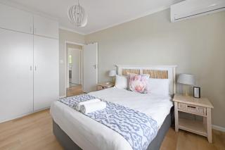 Luxurious Camps Bay Escape Pool, Garden & Spectacular Views - Città del Capo - 7