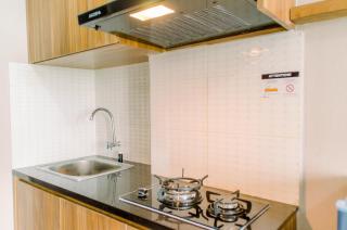 Comfy Studio at Amazana Serpong Apartment By Travelio - 2