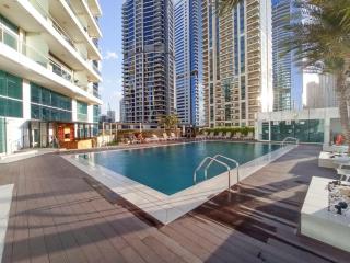 Sophisticated 1-Bedroom With Skyscrapers View at Botanica Tower - Dubai - 8