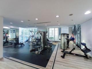 Sophisticated 1-Bedroom With Skyscrapers View at Botanica Tower - Dubai - 5