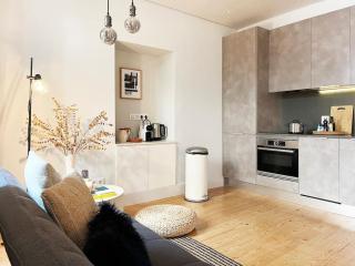 Charming Lapa apartment with a private patio - Lissabon - 6