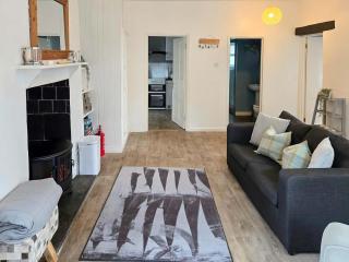 The Cornish Nook Beautiful Grade 2 Listed Building In Cornwall By StayStaycations - Camelford - 4