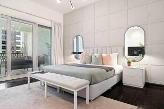 Luxury 2BR and Maid Room with Stunning Marina View - Dubai - 6