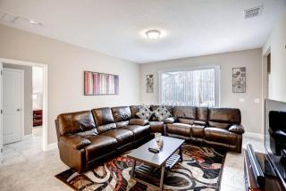 Last Minute Disney Getaway! Private Pool, Hot Tub & Games Room. Book Now! #97693 - Davenport - 6