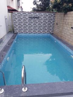 SWARAGAN HOLIDAYS VILLA 4 BHK AC LUXURY Room private pool - Lonavala - 8