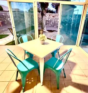 Apartment C, Restful,Cozy, close Sunland Park Mall - 9