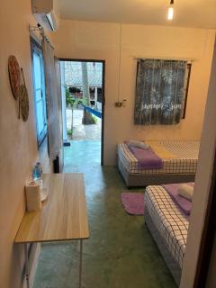 Phangan Villa Bungalows - Thong Sala - 4