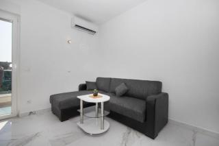 Apartments Ivan - Postira - 8