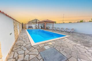 Holiday Home Meri - Pridraga - 8