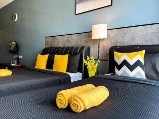 Transit and rest in Centre of Sepang - 24hrs Taxi, Restaurant - 4