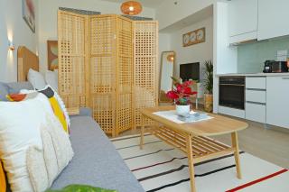 Studio Apartment with Beautiful View - Abu Dhabi - 9