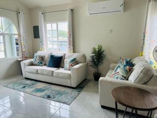 Discovery Seaview 2 Bedrooms,2 Bathrooms - Discovery Bay - 0