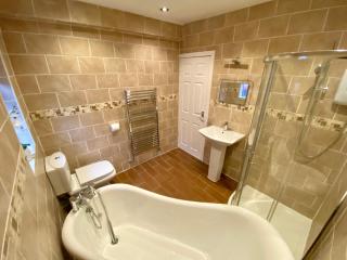 Entire Modern House Liverpool, 6 Bedrooms - Liverpool - 9