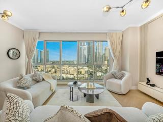 4 BHK In Downtown with Iconic Burj Khalifa Views, 2 minutes walk to Dubai Mall - Dubai - 2