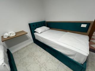 Sisterhood Hostel-Female Only - Tirana - 7