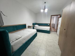 Sisterhood Hostel-Female Only - Tirana - 6