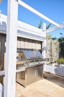 Beach Loft - on the Esplanade - Torquay - 2