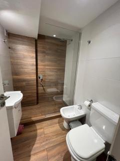 Hermoso Departamento en Bariloche con Jardin - 3