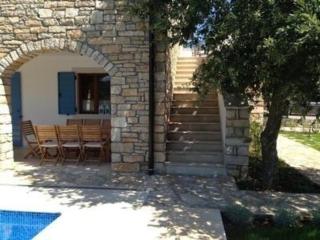 Steinhaus mit Pool bei Grosznjan - Grožnjan - 5