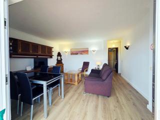 AA Guest - Romantica Front Sea Views Eco Apartment - 4