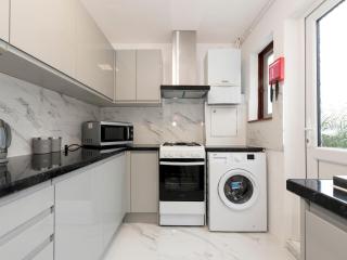 Pass the Keys Spacious serenity free parking - Surbiton - 1