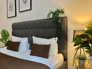 Beautiful New Town Apartment - Prag - 2