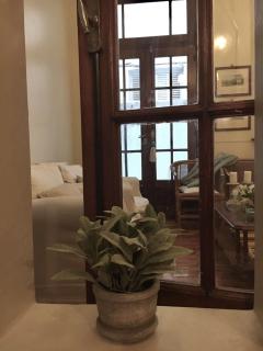 LARGE LOVELY FRENCH STYLE APARTMENT PALERMO o - 9
