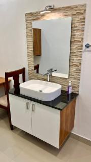 Ample Homes Premium 2 BHK Apartment- Near to AIMS - Edappally - 5
