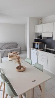 T2 ouvert à 5 min des plages, au calme, avec balcon et garage - Menton - 4