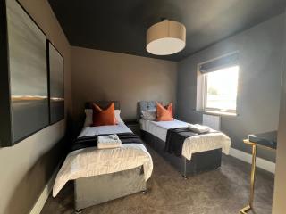 Luxury Worcester Townhouse - Free Parking - Henwick - 9
