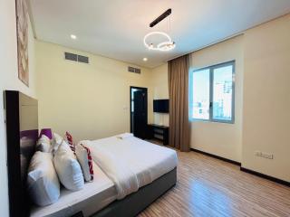 Dual Comfort Two Bedroom Juffair - Manama - 9