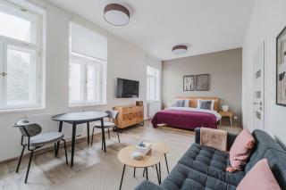 Blueground Prague 3 furnished Žižkov Tower PRG-34 - 8