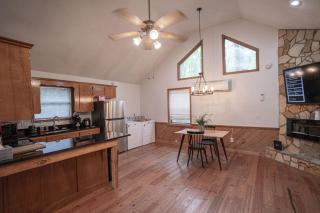 Hansel - Spacious Cabin - Views - Greenery - Deck - Blairsville - 1