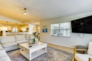 Quiet Canal Retreat with Boat Lift in Cape Coral! - Cape Coral - 7