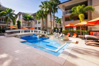 Noosa River Views on Hastings St - 0