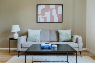 Blueground Prague 3 shopping close to offices PRG-20 - 9