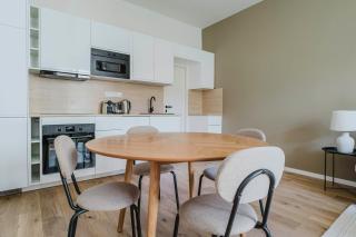 Blueground Prague 3 shopping close to offices PRG-20 - 7