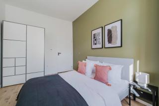 Blueground Prague 3 shopping close to offices PRG-20 - 2