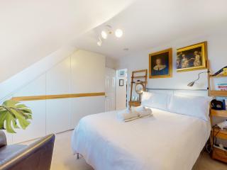 Pass the Keys Elegant flat in trendy Hampstead - 6