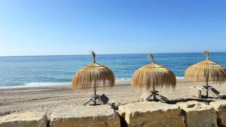 2 dorm 2 banos en primera linea en Playa Esmeralda - Marbella - 9