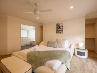 Mins to Shop n Lake 4 beds family retreat with pool - Doolandella - 2
