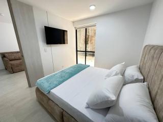 Hito 101 Amplio Apartaestudio en Av 19 norte con balcon - Armenia - 3