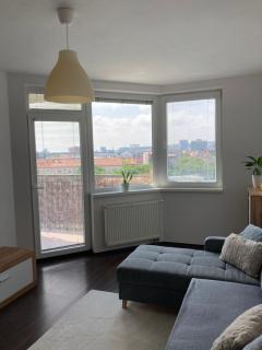 2 izbový byt s výhľadom na Bratislavský hrad - Nivy - 8