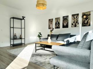 Großzügige Wohnung - 6 Personen-3 Schlafzimmer- Parkplatz- Waschmaschine-2 Balkone - Wolfsburg - 9