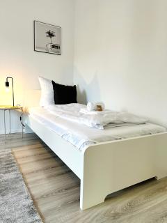 Großzügige Wohnung - 6 Personen-3 Schlafzimmer- Parkplatz- Waschmaschine-2 Balkone - Wolfsburg - 3
