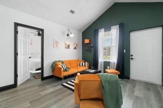 The Hosta Hangout - A Luxury Central Haven - 7