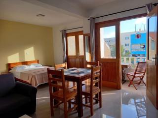 One cozy bedroom - Studio in Santa Maria - 0